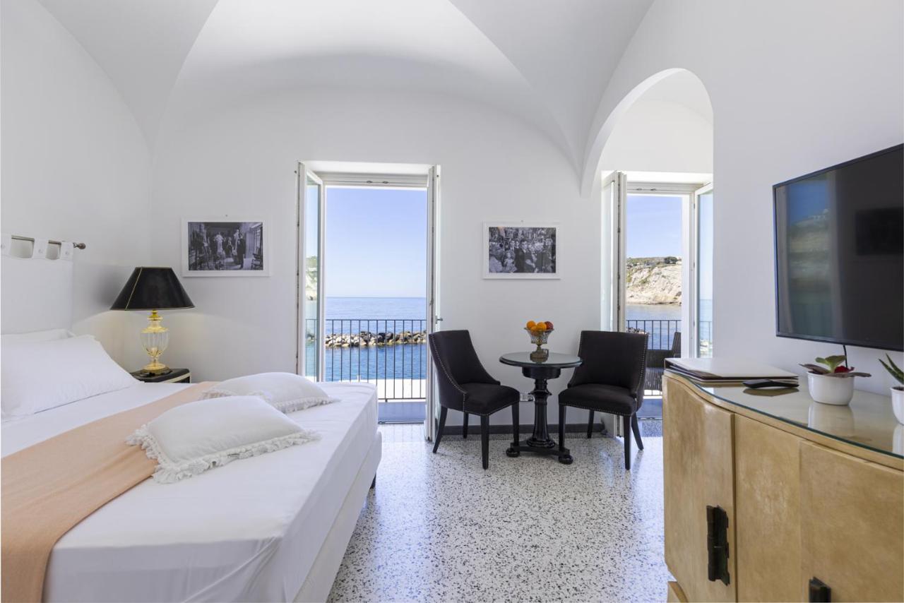 Roccobarocco Boutique Hotel Sant'Angelo  Bagian luar foto
